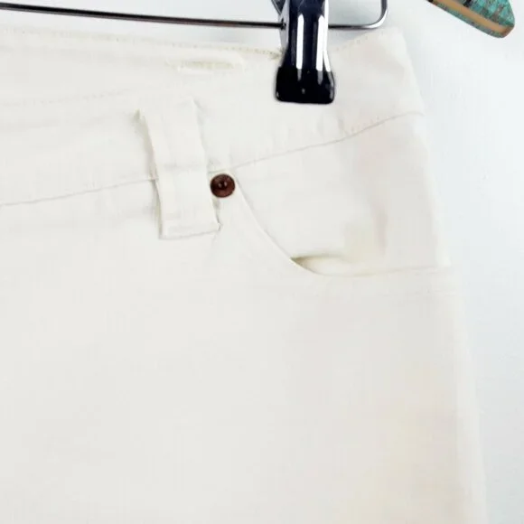 Louie Women's White Straight Leg Jeans Mid Rise Size 4 EUC - Picture 6 of 10